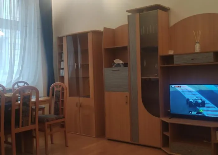 2-Room Appartment Near Westbahnhof