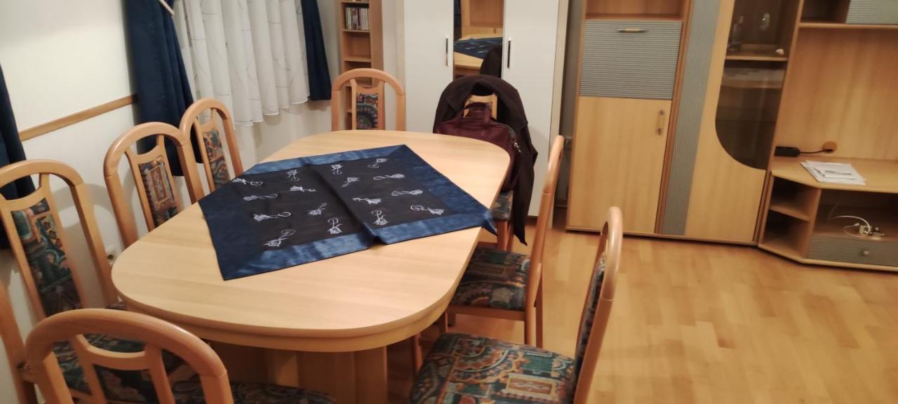 2-room Near Westbahnhof Wiedeń